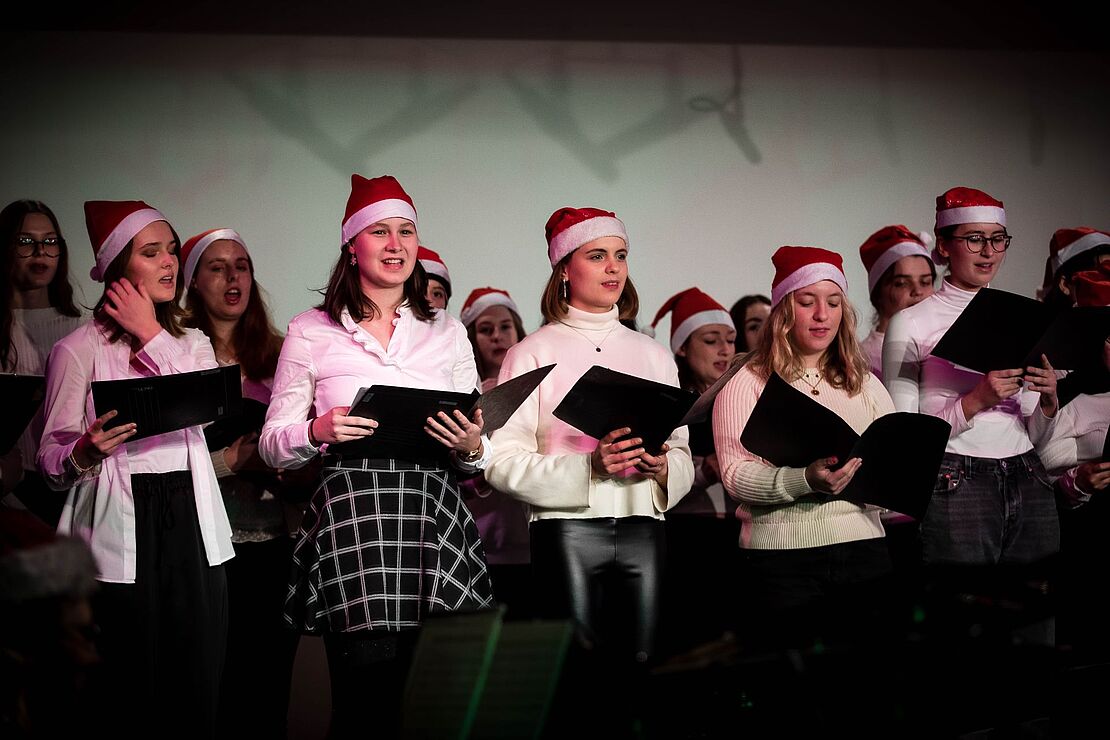 DHG_Weihnachtskonzert_2022_080