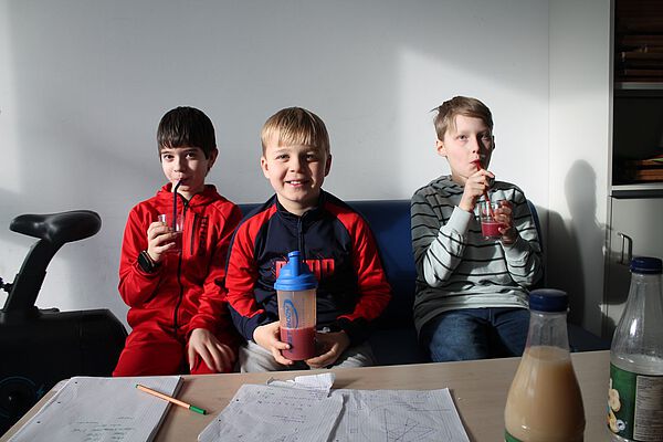 Projektwoche_5m_25-26_Cocktailgruppe_Nebenraum