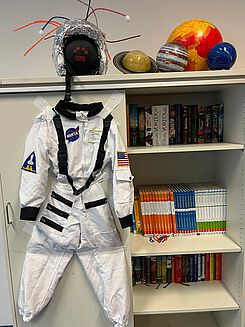 Die 5m lernt völlig losgelöst von der Erde. Die 5m lernt völlig losgelöst von der Erde.